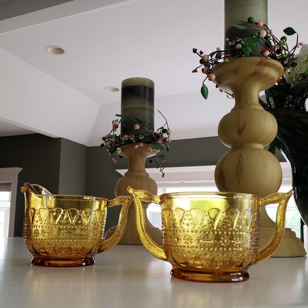 Vintage Wheaton Kemple Dew Drop Amber Yellow Creamer and Sugar Set